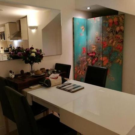 Lovet Homestay London Bagian luar foto