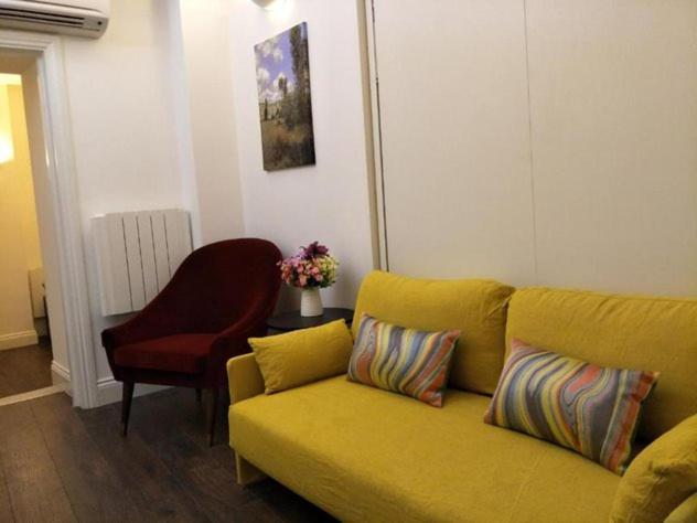Lovet Homestay London Bagian luar foto