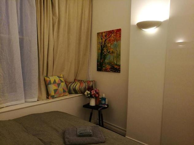 Lovet Homestay London Bagian luar foto